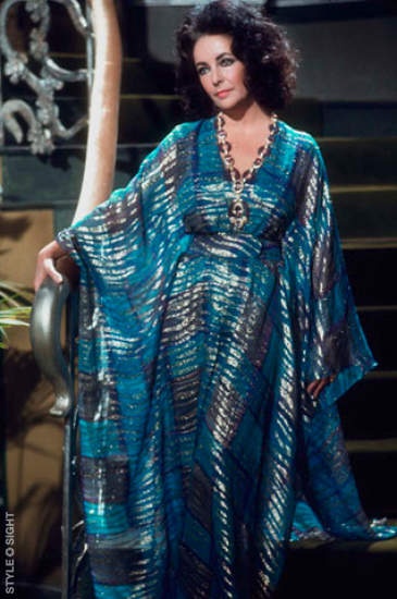 Elizabeth Taylor, 1974, in a gorgeous metallic caftan.